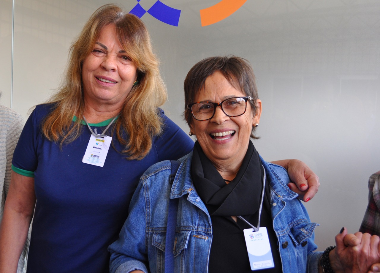 Read more about the article COMO ENVELHECER COM SAÚDE E FELICIDADE?