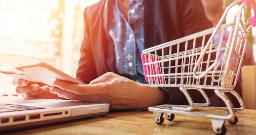 Read more about the article Compras pela internet continuam crescendo em 2021